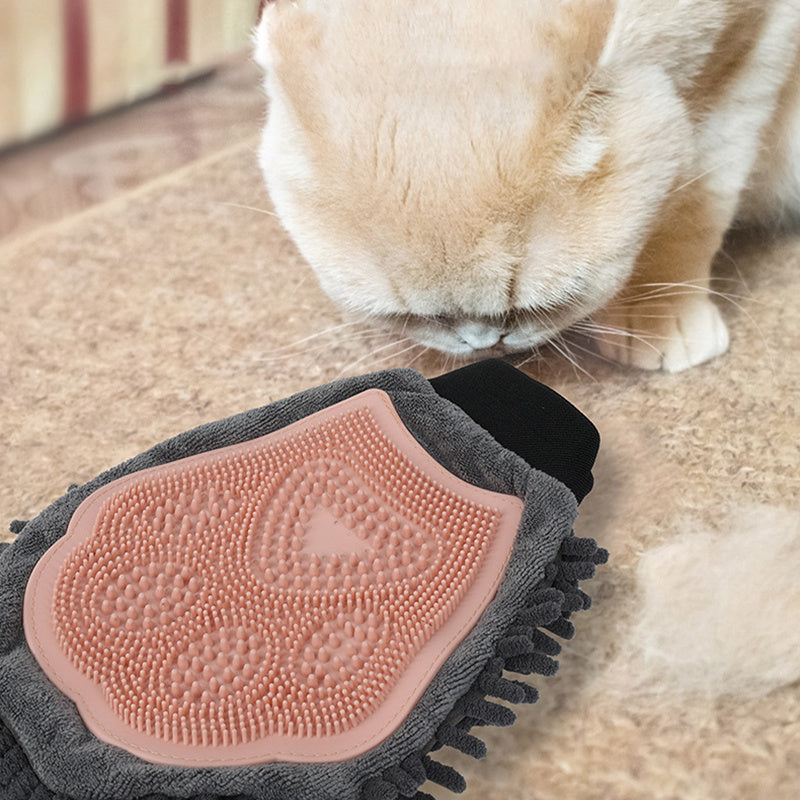 Pet Bathing & Grooming Glove 2-in-1 – Clean, Massage & Pamper Your Dog or Cat